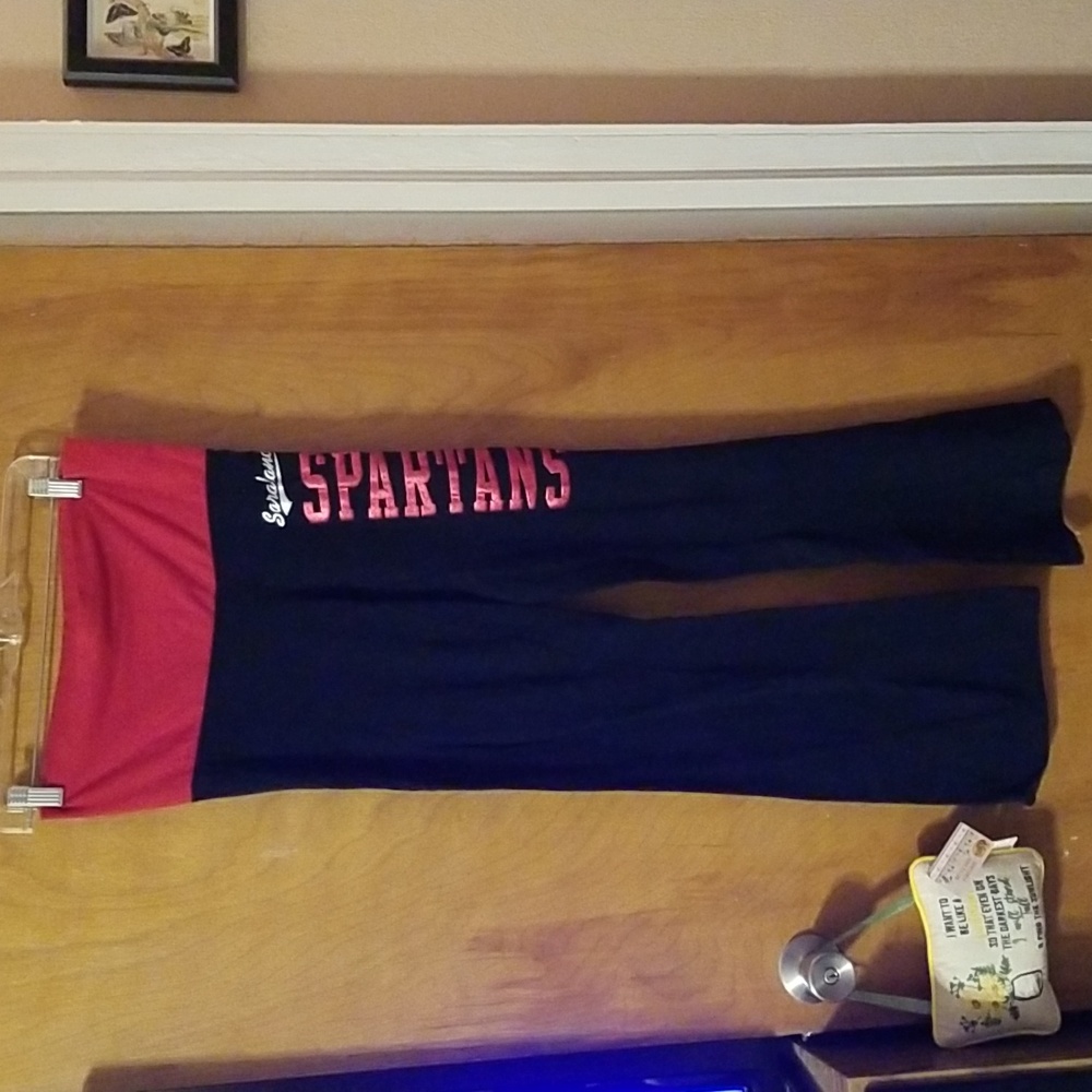 Spartans Lounge/Active Pants Size Small: TC14